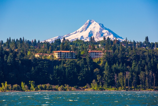 The Columbia Gorge Hotel 